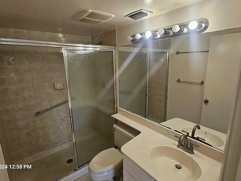 2500 Anchorage Cv #C-3 — Photo 17