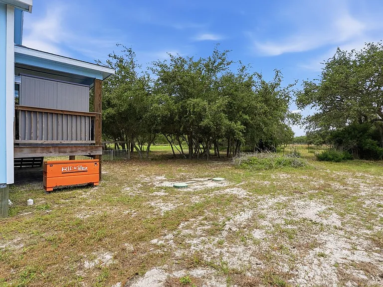 2111 Lone Star Rd — Photo 26