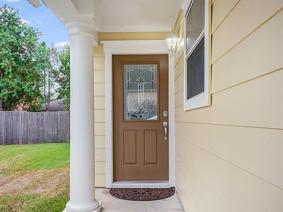 4th image of 10011 Victoria Heights Ln