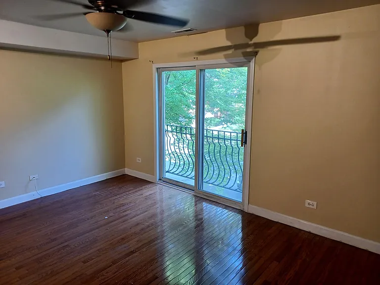 3439 Ridgeland Ave #201 — Photo 17