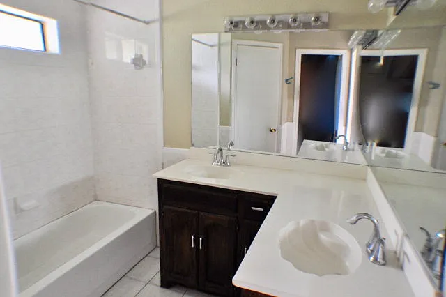916 Parkway Dr — Photo 11