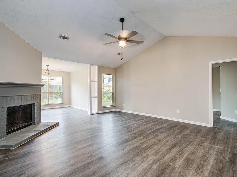 5803 Forest Timbers Dr — Photo 6