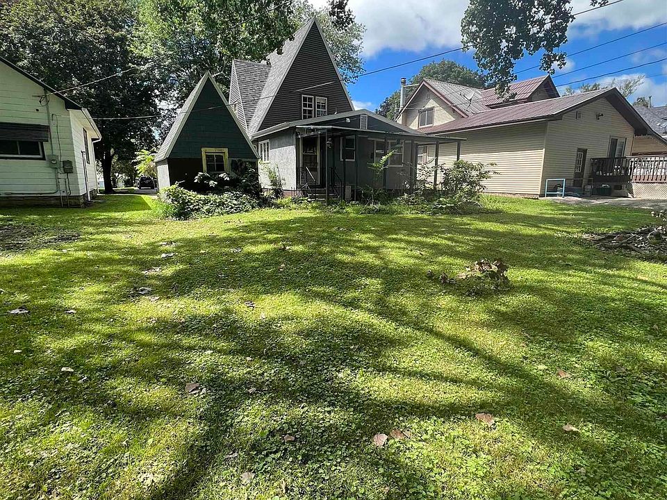 309 3rd Ave SE, Oelwein, IA 50662 Zillow