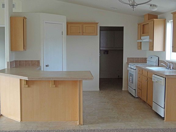 5th image of 34395 Oriole Cir