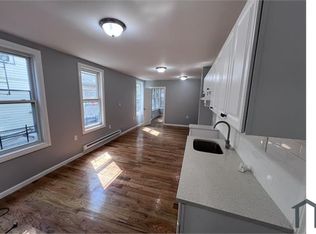 13409 89th Ave #1, Richmond Hill, NY 11418