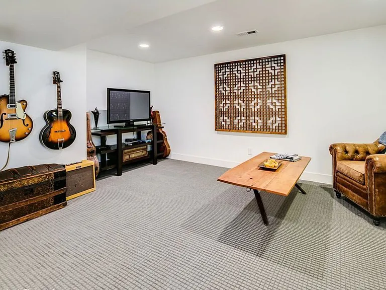 3653 Shoshone St — Photo 11