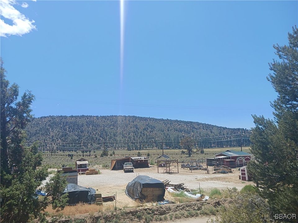 2nd image of 0 Pioneertown Rd