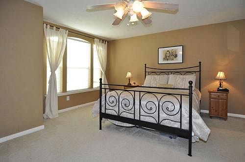 4th image of 19123 Brownstone Mills Dr