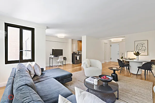 Rented by CORE | media 5