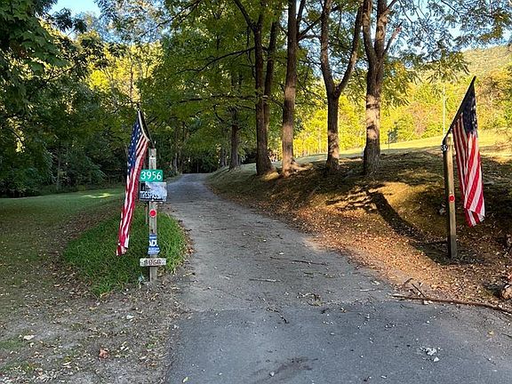 93rd image of 3956 Franks Creek Rd