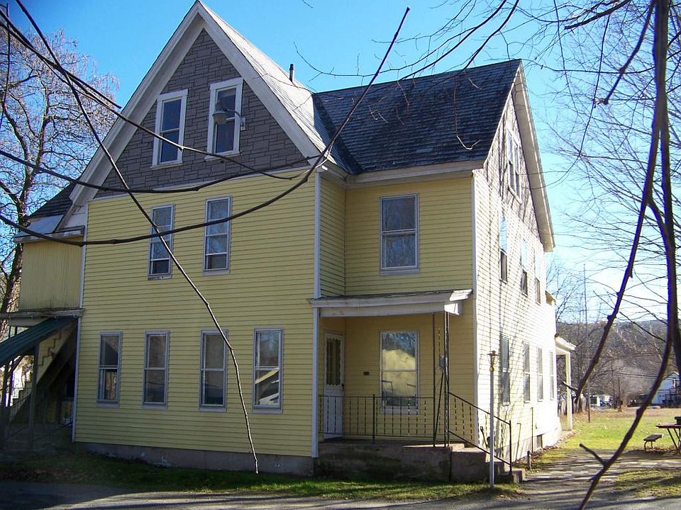 1st image of 32 Hastings Ct