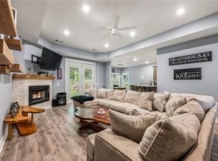 1213 Stokenbury Rd, Elkins, AR 72727