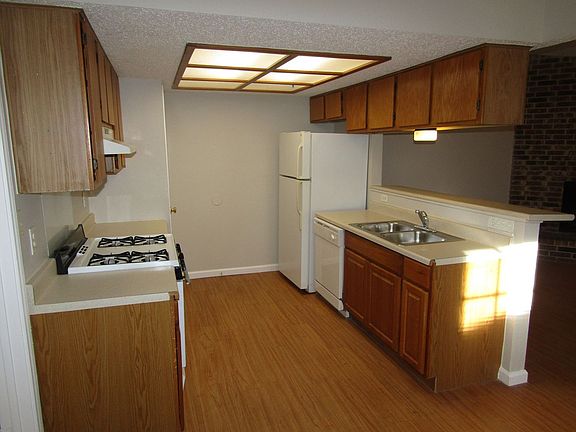 4th image of 9309 Kempler Dr #B