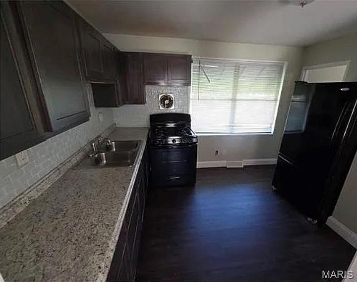 2nd image of 9939 Duke Dr