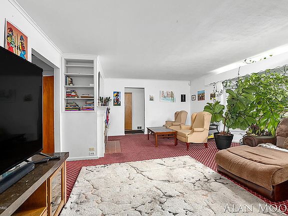 5th image of 5905 Kalamazoo Ave SE