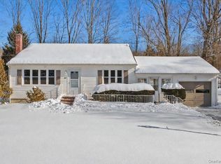 82 Sleight Plass Road, Poughkeepsie, NY 12603