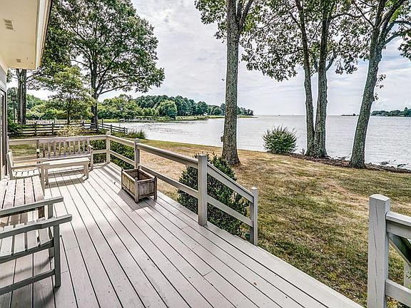3rd image of 91 Dividing Cove Ln