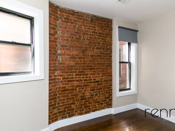 205 Street James' Place image 13 of 26