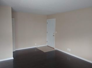4005 W Memory Ln APT 2, Wichita, KS 67212