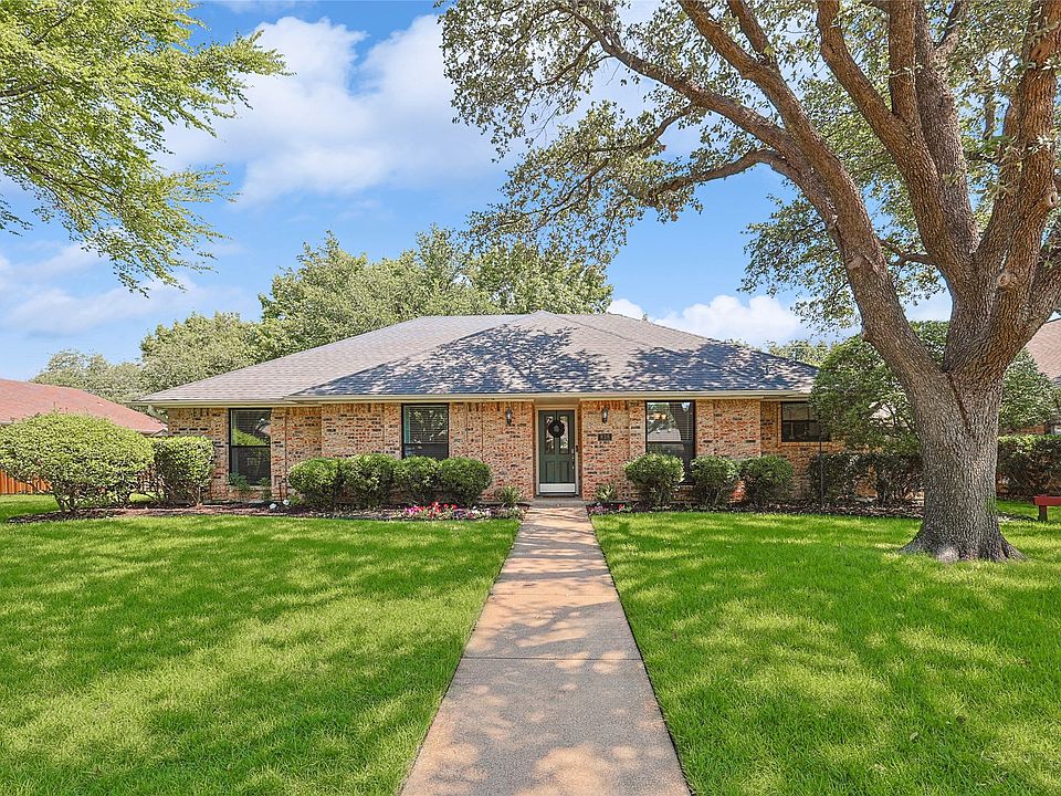 1st image of 838 Meadowglen Cir