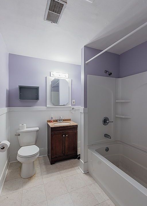 1st image of 301 E Central Park Ave