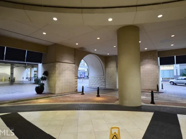3040 Peachtree Rd NW Unit 1615, Atlanta, GA 30305