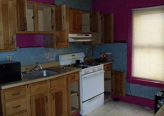 Eat in Kitchen