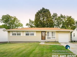615 Marshfield Dr, Saint Louis, MO 63137
