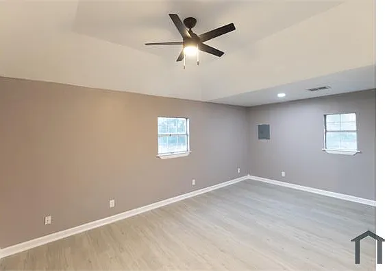 3637 Lamont St #A — Photo 15