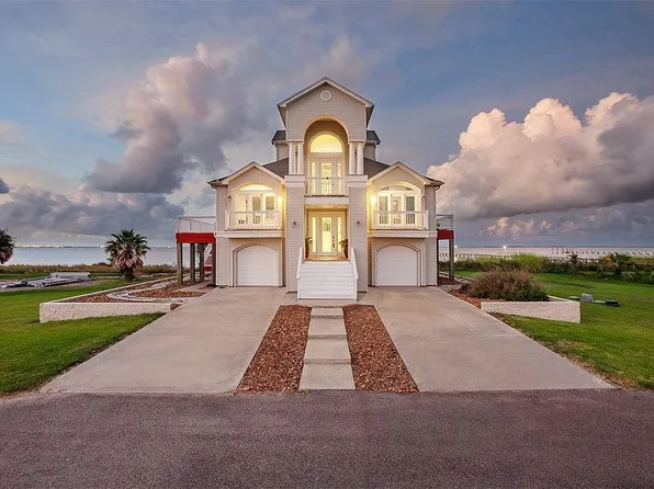 3770 Martin Luther King Jr Dr, Port Arthur, TX 77640