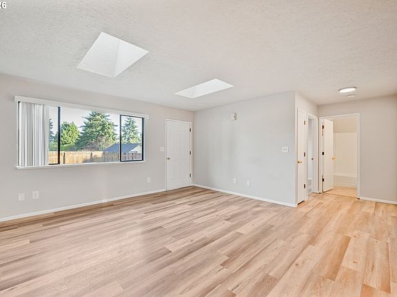 5th image of 2 Burdick Pl