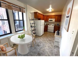 181 Hawthorne St #6Y, Brooklyn, NY 11225