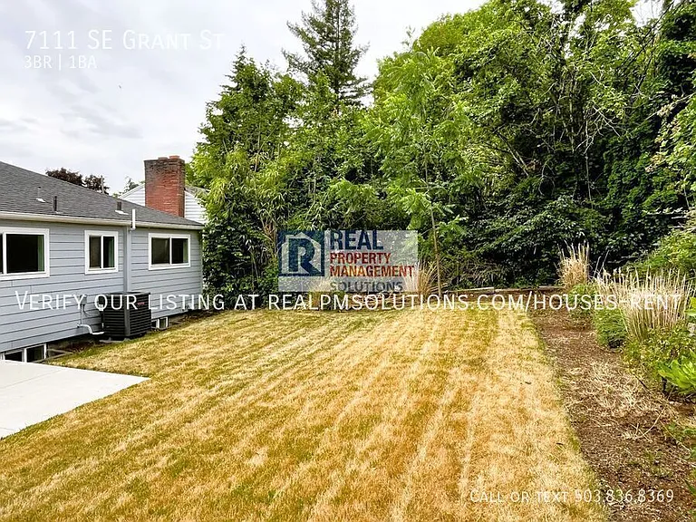 7111 SE Grant St — Photo 63