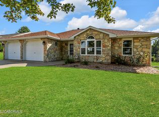 3915 Liverpool Dr, Jefferson City, MO 65109