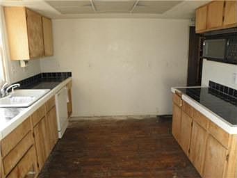 4th image of 212 N 25th St