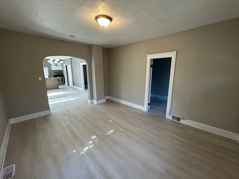 6818 Morgan Ave — Photo 11