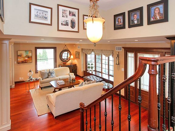 4th image of 2834 Lindenmere Dr