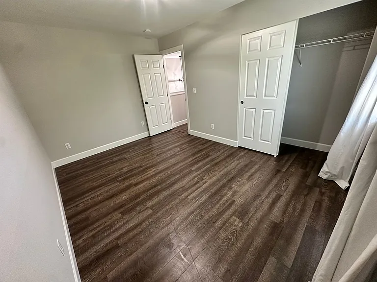 6521 Elaine Ave SE — Photo 21