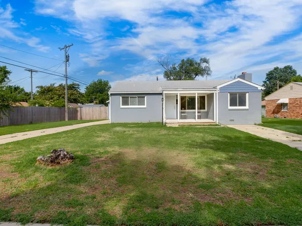 2939 S Greenwood St, Wichita, KS 67216