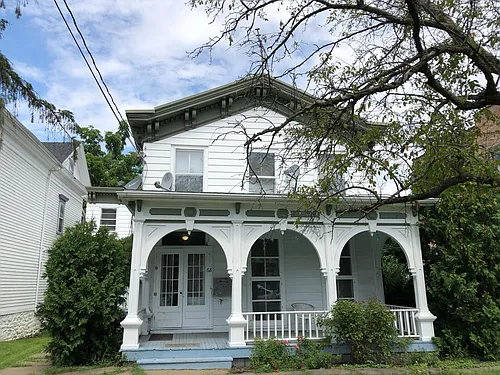 68 Green St Photo 1