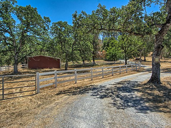 2nd image of 23618 Old Hwy 44 Dr