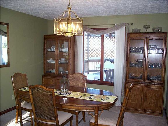 3rd image of 1111 Winterberry Dr
