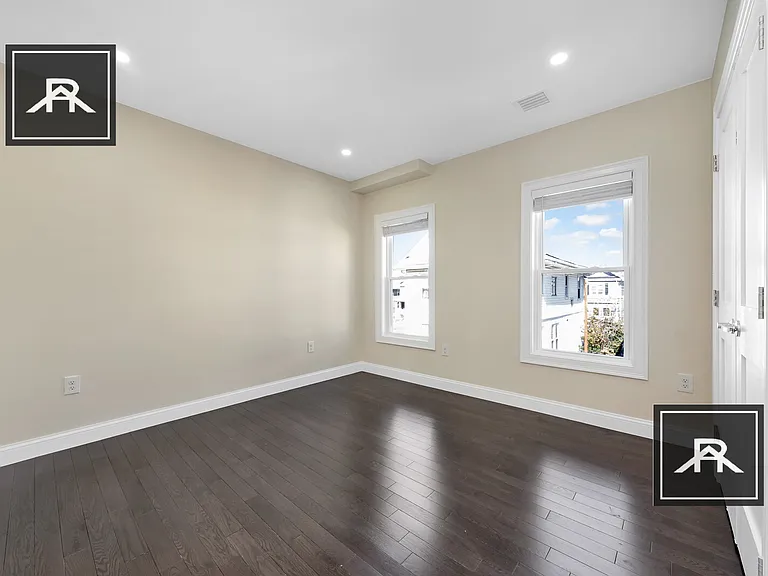 45 Wright Ave #2 — Photo 7