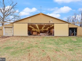 7099 Glen Curtiss Ln, Warrenton, VA 20187