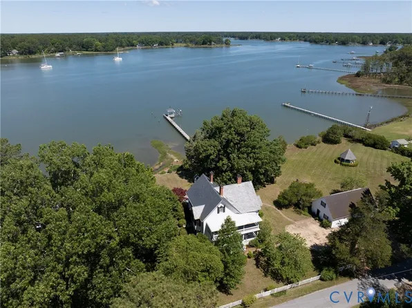 992 Williams Wharf Rd, Mathews, VA 23109