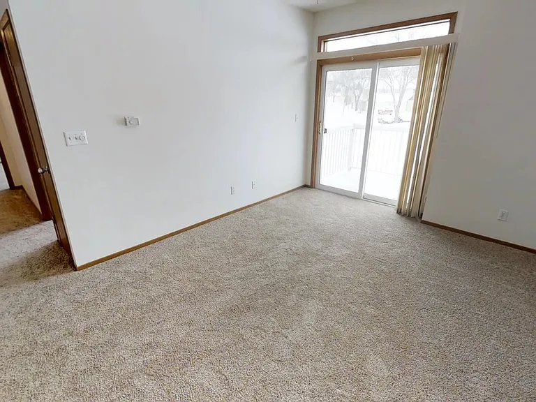 235 Sinclair Ave — Photo 7