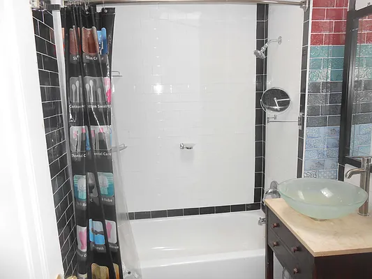 Rented by Mark Goldin | media 20