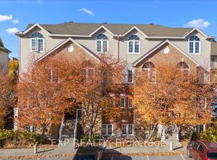 69 Steele Park Point, Ottawa, ON K1J 0J2