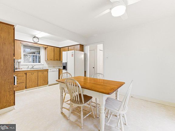 5th image of 412 Alcyon Blvd