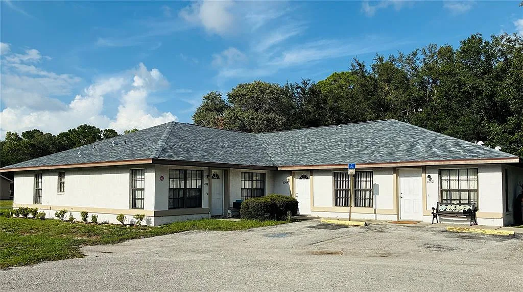2 bed, 2.0 bath, 970 sqft, $1,499 — Photo 1